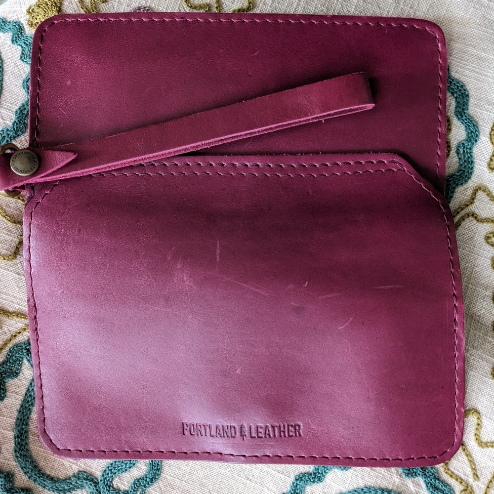 Portland Leather Lily Wristlet Boysenberry